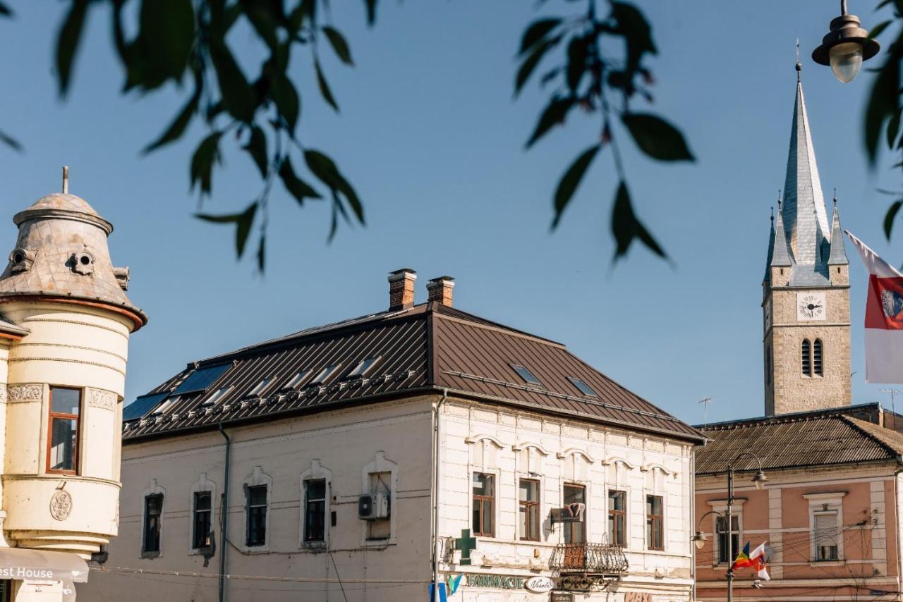 Principia Apartments Турда Экстерьер фото